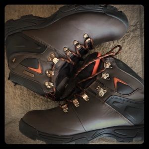 Alpine Design WATERPROOF Mens Hiking Winter Boot